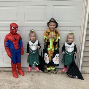 Meet your Posher, Laura